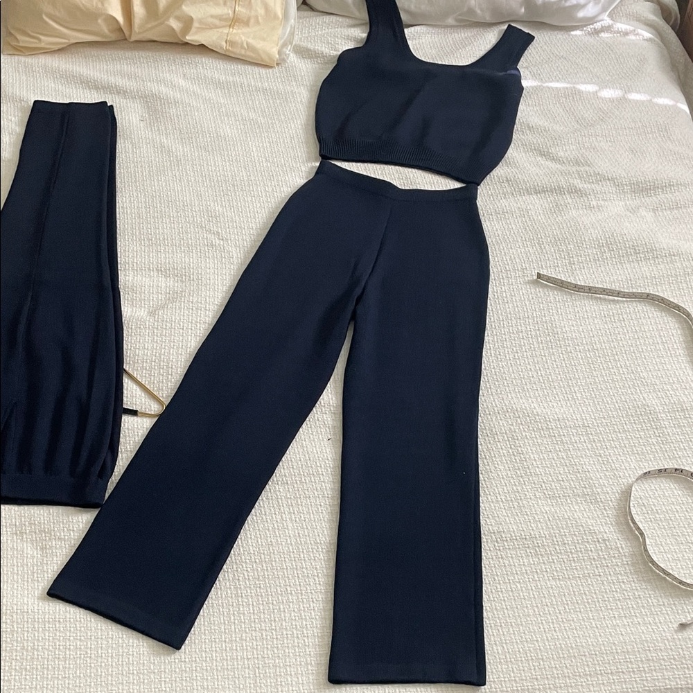 ST. JOHN knit Women's Pants midnight blue size small - Picture 3 of 15